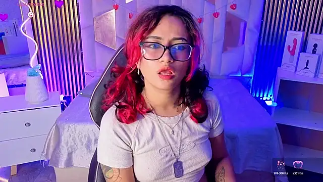 kristen_tay 现场XXX聊天