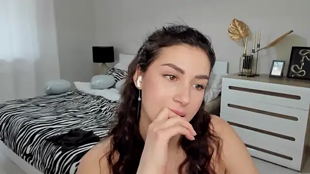 flirty_angel Adlı Modelin Canlı XXX Sohbeti