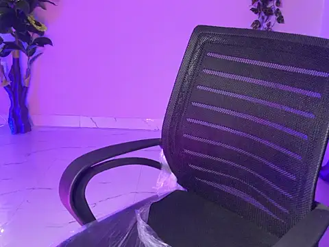 Chat XXX ao vivo de Saira_Hotty