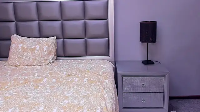 Show de HellennSweet na webcam