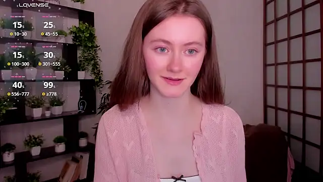 KateCuddle Chat XXX live