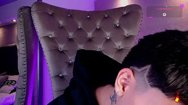 MateoMitchell – Kamerová šou