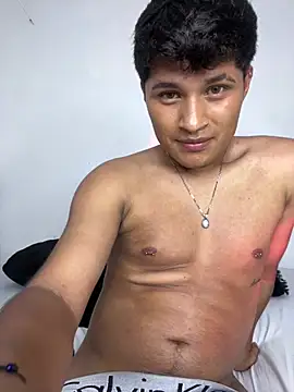 EithanMontoya webcam show