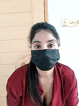 Show modela Hot_Angle na web-kameri