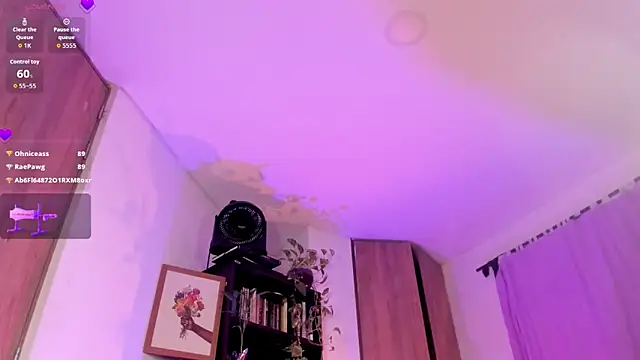 LilyRobertts' Live XXX Chat