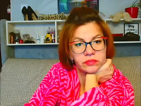 Natali3855 即時 XXX 聊天