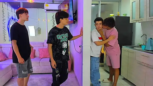 Houseofwarrios: απευθείας συνομιλία ΧΧΧ