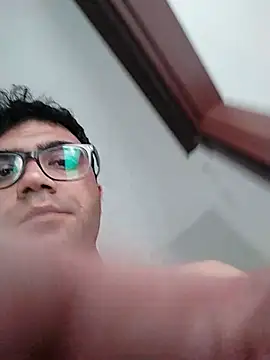 Apobaba077 Show Webcam