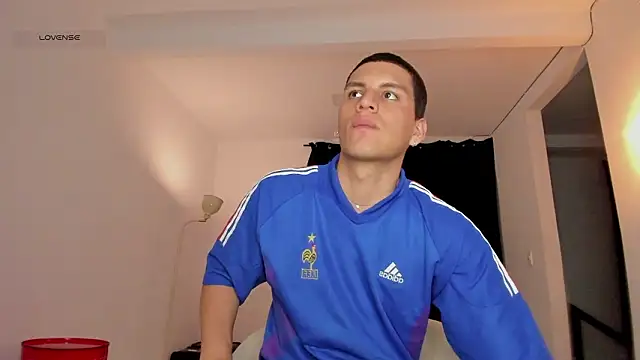 Naxttan Adlı Modelin Canlı XXX Sohbeti