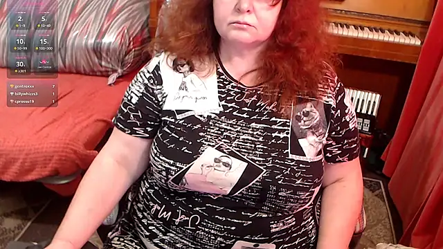 RoseRed69 Live XXX-Chat