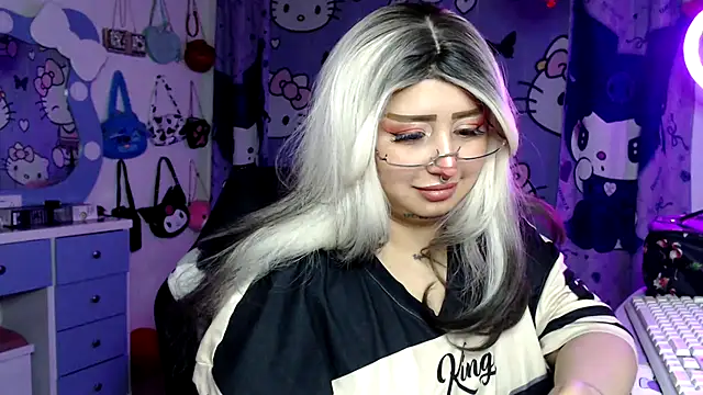 Živý XXX chat lussyevans24