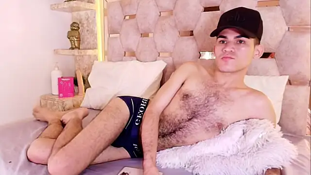 alessandro_musk Adlı Modelin Canlı XXX Sohbeti