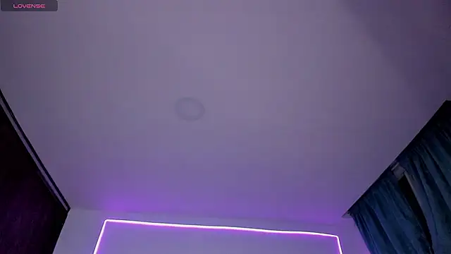 Chat +18 de maazikeenx ao vivo