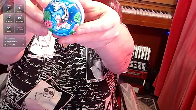 RoseRed69 Live XXX-Chat