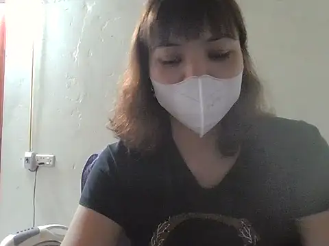 Angela-Eira Adlı Modelin Canlı XXX Sohbeti