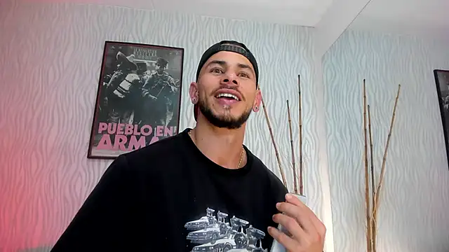 dylan_jacobx élő XXX-chatje