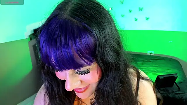 Monserrat_Cute_ Live XXX-Chat