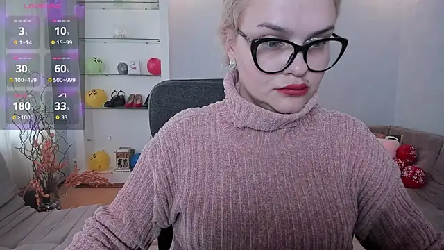 KamillaJei Adlı Modelin Canlı XXX Sohbeti