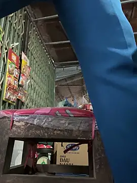 Chatroom XXX en direct de YANINA120