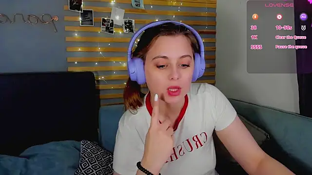 Alice_Wanderr – Naživo XXX chat