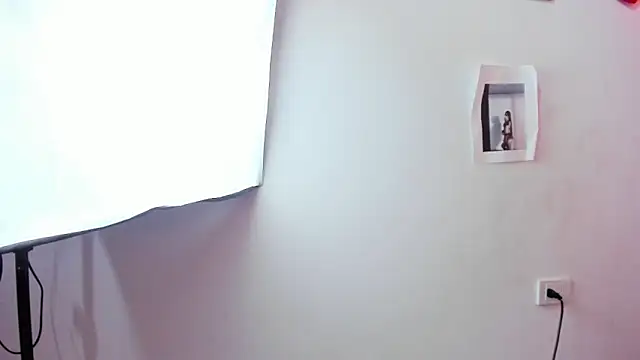 Rihanna_hotx's Live XXX Chat