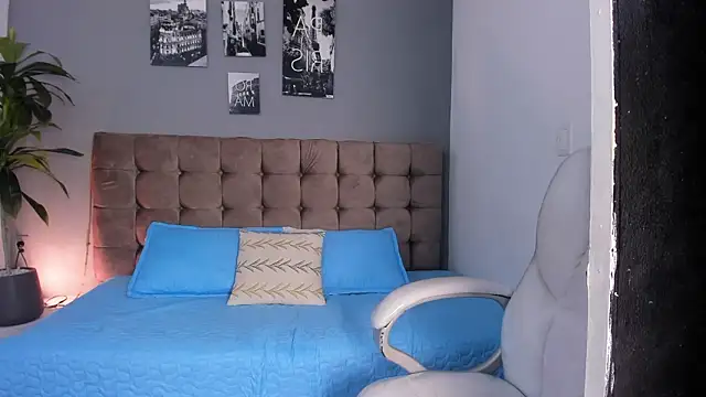 عرض كام Keely_white