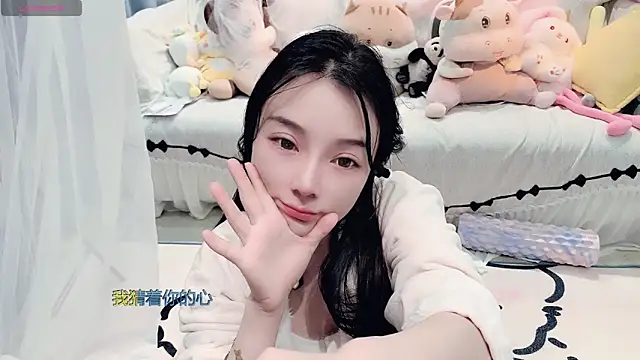 AKiKi711: απευθείας συνομιλία ΧΧΧ