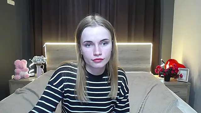 MargaritaKiss Adlı Modelin Canlı XXX Sohbeti