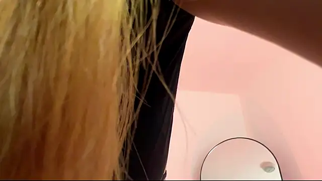 SweetJennaa Chat XXX in diretta