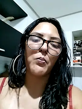 Chat XXX en directo de AuroraChest