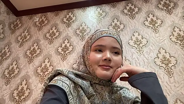 Katepleaurxo Adlı Modelin Web Kamerası Şovu