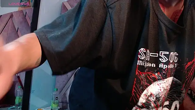 MeghanQueen__ Adlı Modelin Canlı XXX Sohbeti