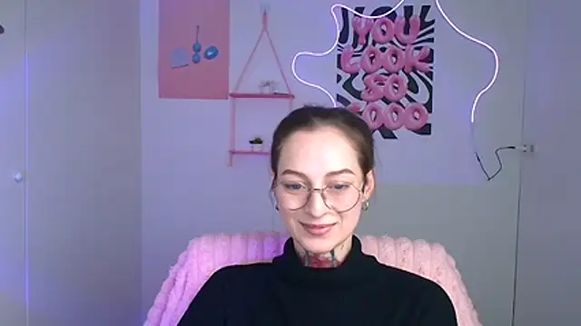 Chat XXX en directo de Esmi_Winter