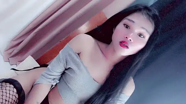 Chatroom XXX en direct de Amomentoflust99