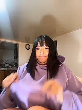 Онлайн чат XXX emily_acorn