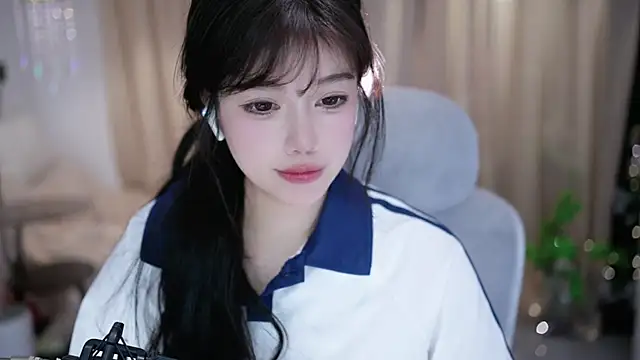 Cecily live XXX chat