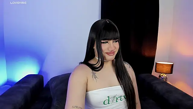 Stormi_Canniggia 웹캠 쇼