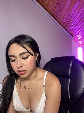 scarlett_pinkk1 Chat XXX live