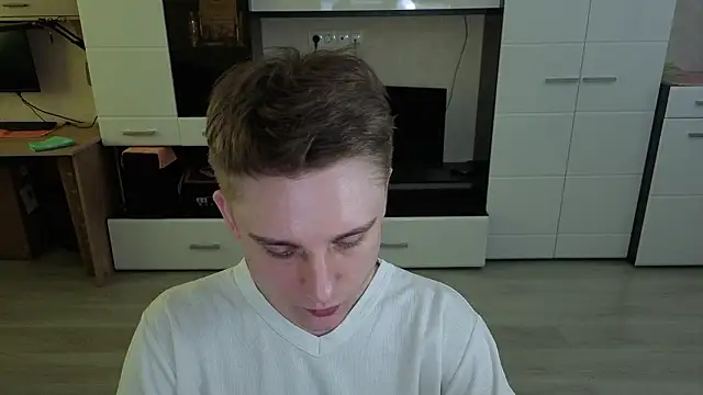 angryzanのウェブカメラショー