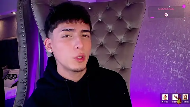 MateoMitchell Show Webcam