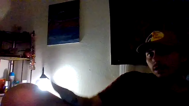 Pokazy przed kamerką – Tallhungandcloudy