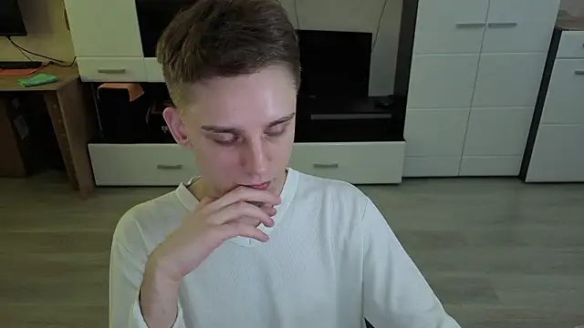 angryzanのウェブカメラショー