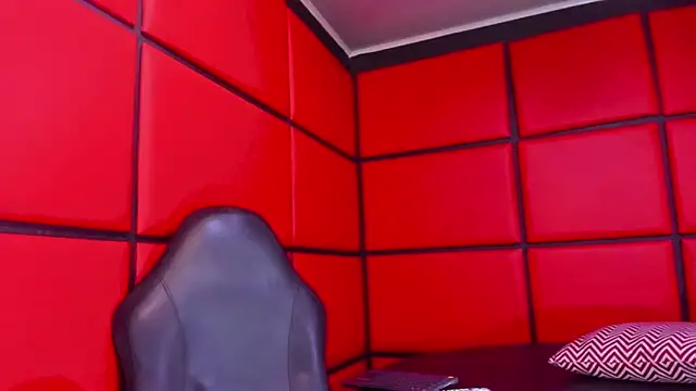 VinzenzRizzo live XXX chat