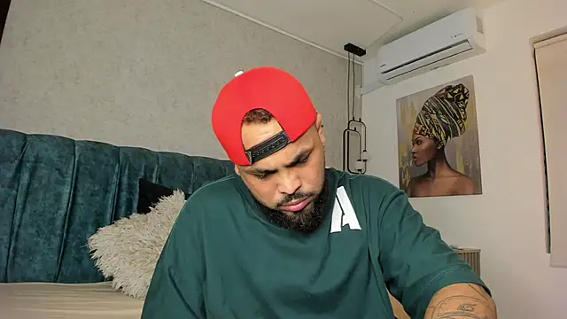 Harrishairy live XXX chat