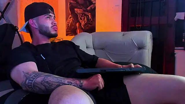 Vincentblack: διαδικτυακό σόου στην κάμερα