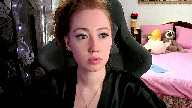 Chat +18 de TinaBrook ao vivo