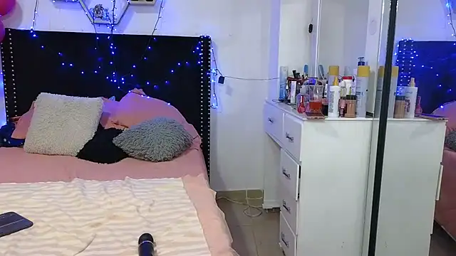 Chat XXX Live charlotte_077