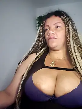 Show modela Eva_Luxei na web-kameri