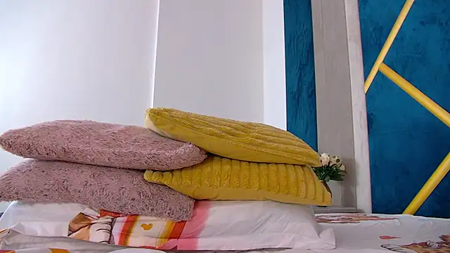 Foxxxy_MILF's Live XXX Chat