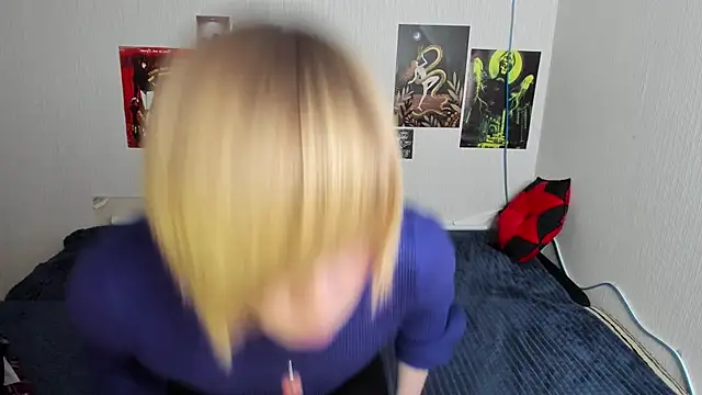 Cattie_w_'s Live XXX Chat